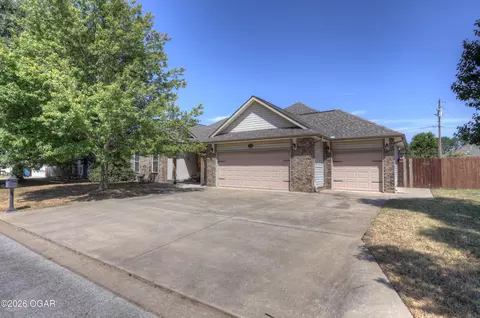 123 Jared Boulevard Webb City Mo 64870 Blvd, Webb City, MO 64870