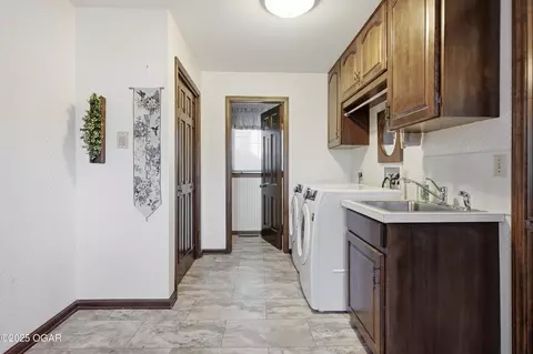 Other - 202 Gardner Drive Lamar Mo 64759 Dr, Lamar, MO 64759 photo 4 of 17