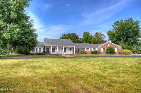 Exterior - 202 Gardner Drive Lamar Mo 64759 Dr, Lamar, MO 64759 photo 1 of 2
