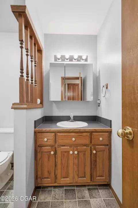 Bath - 2701 E Wickersham Road Joplin Mo 64801 Rd, Joplin, MO 64801 photo 5 of 6
