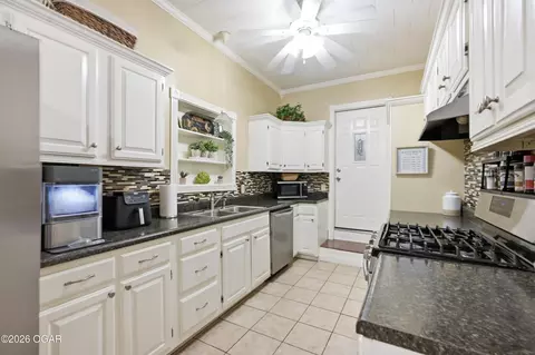 Kitchen - 17529 Jayhawk Road Carthage Mo 64836 Rd, Carthage, MO 64836 photo 6 of 6