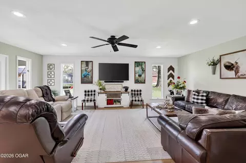 Living - 200 Maple Street Lamar Mo 64759 St, Lamar, MO 64759 photo 2 of 2
