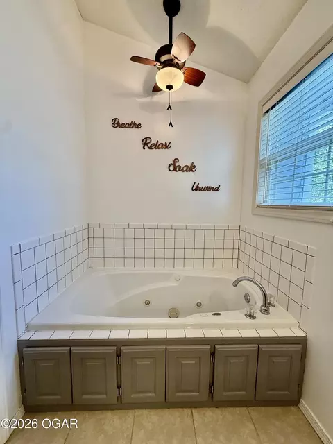 Bath - 219 Powell Drive Webb City Mo 64870 Dr, Webb City, MO 64870 photo 6 of 6