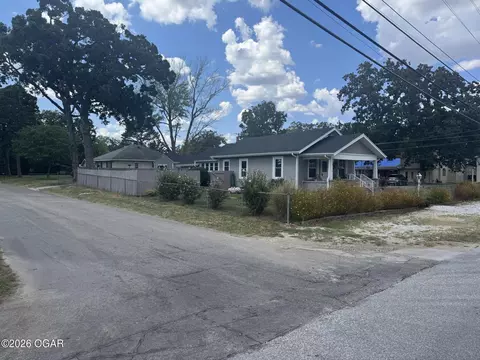 2102 N Florida Avenue Joplin Mo 64801 Ave, Joplin, MO 64801