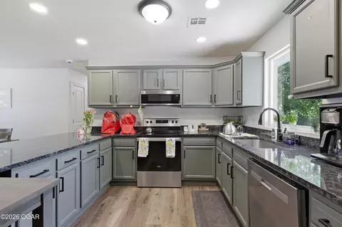 Kitchen - 1211 E 16th Street Lamar Mo 64759 St, Lamar, MO 64759 photo 3 of 3