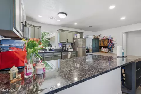 Kitchen - 1211 E 16th Street Lamar Mo 64759 St, Lamar, MO 64759 photo 1 of 3
