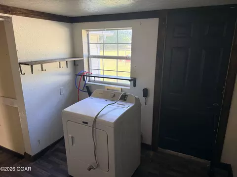 Other - 121 Washington Avenue Seneca Mo 64865 Ave, Seneca, MO 64865 photo 6 of 7