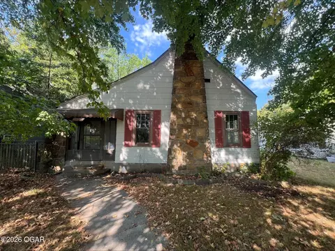 1826 Murphy Avenue Joplin Mo 64804 Ave, Joplin, MO 64804