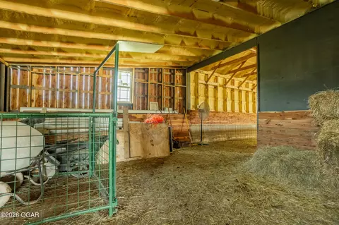 Other - 1059 NE 100th Road Sheldon Mo 64784 Rd, Sheldon, MO 64784 photo 45 of 81