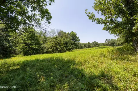 Exterior - 1059 NE 100th Road Sheldon Mo 64784 Rd, Sheldon, MO 64784 photo 12 of 13