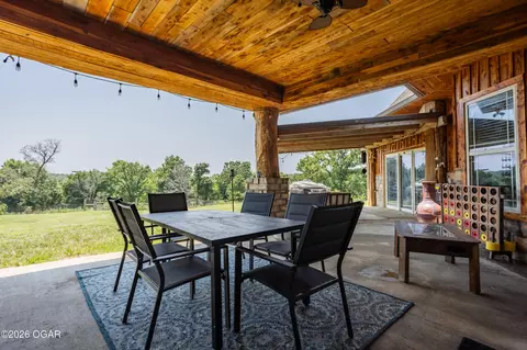 Exterior - 1059 NE 100th Road Sheldon Mo 64784 Rd, Sheldon, MO 64784 photo 11 of 13