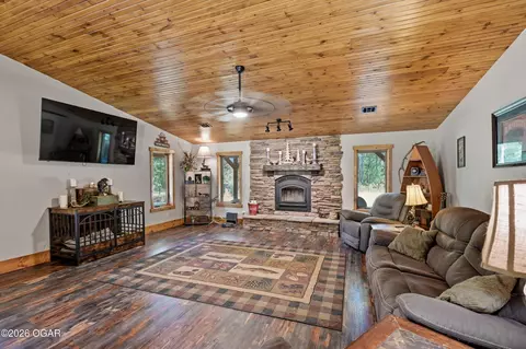 Living - 8309 Nighthawk Road Neosho Mo 64850 Rd, Neosho, MO 64850 photo 1 of 1