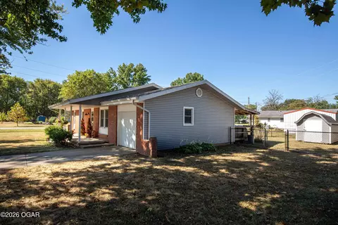 Exterior - 709 Arthur Aull Road Lamar Mo 64759 Rd, Lamar, MO 64759 photo 4 of 11