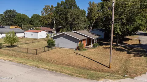 View/Area - 709 Arthur Aull Road Lamar Mo 64759 Rd, Lamar, MO 64759 photo 1 of 7