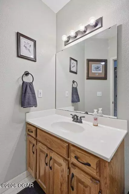 Bath - 4755 Deer Run Loop Carthage Mo 64836 Loop, Carthage, MO 64836 photo 7 of 8