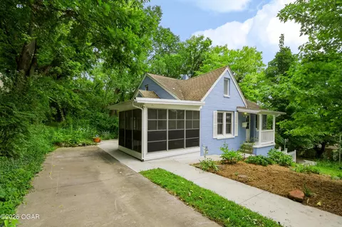 507 W Hickory Street Neosho Mo 64850 St, Neosho, MO 64850