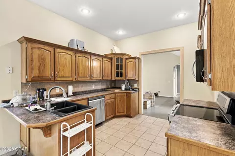 Kitchen - 809 S 14th Avenue Ozark Mo 65721 Ave, Ozark, MO 65721 photo 2 of 3