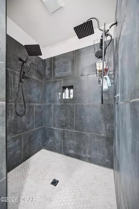 Bath - 1122 S Sergeant Avenue Joplin Mo 64801 Ave, Joplin, MO 64801 photo 3 of 5