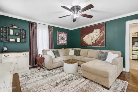 Living - 525 E Macon Street Carthage Mo 64836 St, Carthage, MO 64836 photo 1 of 2