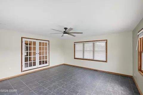 Living - 1730 E 30th Street Joplin Mo 64804 St, Joplin, MO 64804 photo 9 of 9