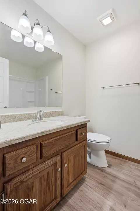 Bath - 1730 E 30th Street Joplin Mo 64804 St, Joplin, MO 64804 photo 2 of 6