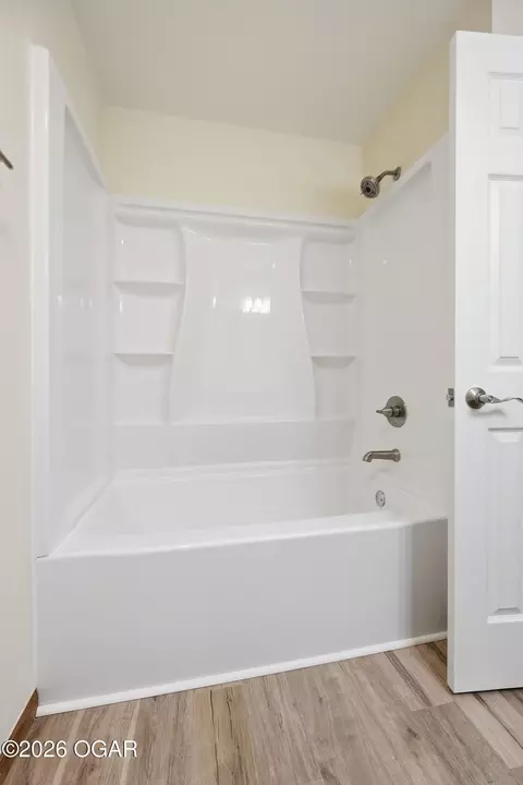 Bath - 1730 E 30th Street Joplin Mo 64804 St, Joplin, MO 64804 photo 3 of 6