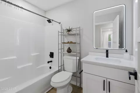 Bath - 404 E Maple Street Diamond Mo 64840 St, Diamond, MO 64840 photo 5 of 5