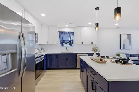 Kitchen - 404 E Maple Street Diamond Mo 64840 St, Diamond, MO 64840 photo 2 of 2