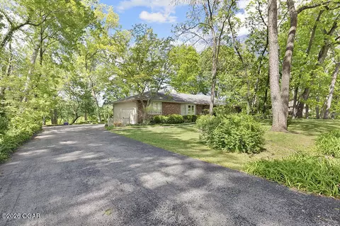 Exterior - 2615 E Melbourne Road Springfield Mo 65804 Rd, Springfield, MO 65804 photo 5 of 15
