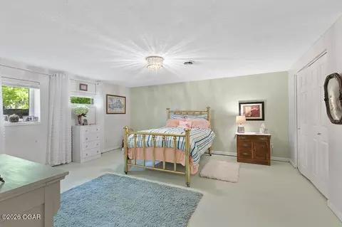 Bedroom - 2615 E Melbourne Road Springfield Mo 65804 Rd, Springfield, MO 65804 photo 4 of 4
