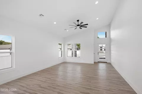 Living - 2201 Modern Avenue Carthage Mo 64836 Ave, Carthage, MO 64836 photo 1 of 3