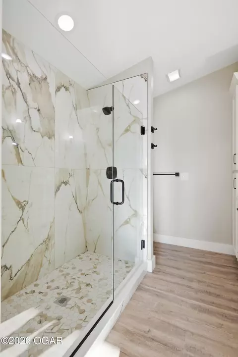 Bath - 2202 Modern Avenue Carthage Mo 64836 Ave, Carthage, MO 64836 photo 3 of 5