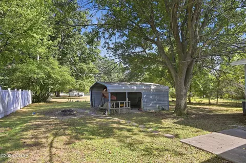 Exterior - 204 S Grand Lamar Mo 64759, Lamar, MO 64759 photo 2 of 4