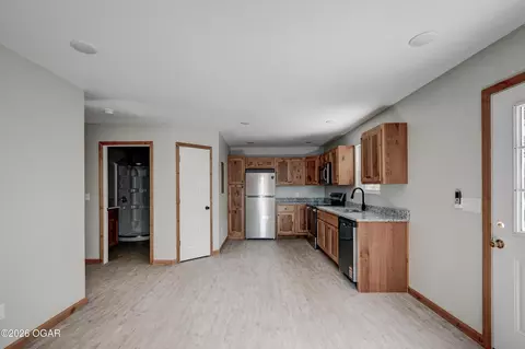 Other - 717 Benham Avenue Neosho Mo 64850 Ave, Neosho, MO 64850 photo 8 of 11