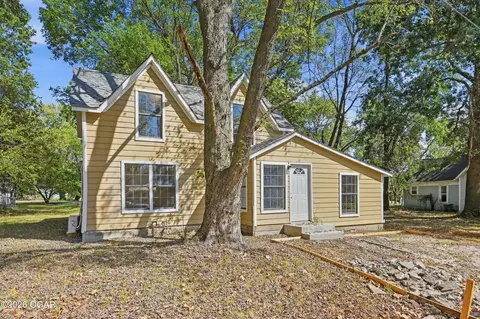 Other - 1402 Poplar Street Lamar Mo 64759 St, Lamar, MO 64759 photo 2 of 7