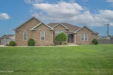 2424 Missouri Avenue Joplin Mo 64804 Ave, Joplin, MO 64804