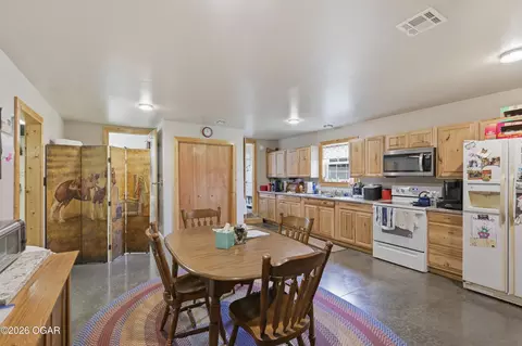 Kitchen - 11228 State Highway 96 Carthage Mo 64836, Carthage, MO 64836 photo 2 of 3
