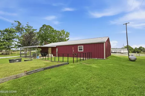 Exterior - 11228 State Highway 96 Carthage Mo 64836, Carthage, MO 64836 photo 4 of 6
