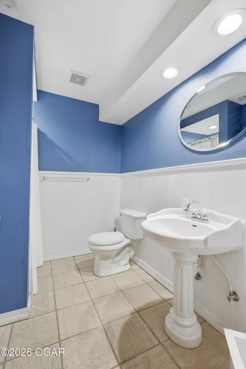 Bath - 2012 Beau Drive Carthage Mo 64836 Dr, Carthage, MO 64836 photo 16 of 16