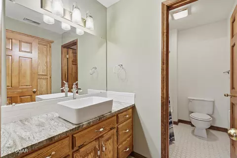 Bath - 2012 Beau Drive Carthage Mo 64836 Dr, Carthage, MO 64836 photo 12 of 16