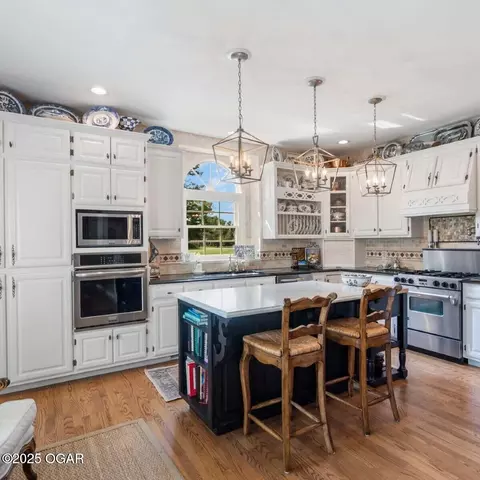 Kitchen - 2012 Beau Drive Carthage Mo 64836 Dr, Carthage, MO 64836 photo 1 of 9