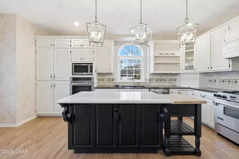 Kitchen - 2012 Beau Drive Carthage Mo 64836 Dr, Carthage, MO 64836 photo 5 of 9