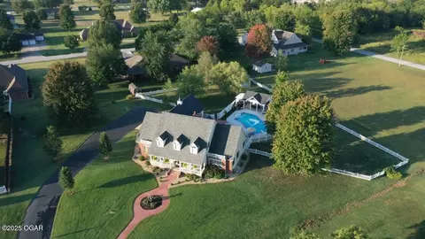 View/Area - 2012 Beau Drive Carthage Mo 64836 Dr, Carthage, MO 64836 photo 3 of 3