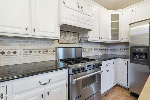 Kitchen - 2012 Beau Drive Carthage Mo 64836 Dr, Carthage, MO 64836 photo 8 of 9