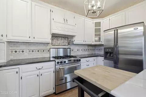 Kitchen - 2012 Beau Drive Carthage Mo 64836 Dr, Carthage, MO 64836 photo 7 of 9