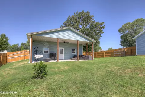 Exterior - 4910 E 27th Street Joplin Mo 64801 St, Joplin, MO 64801 photo 5 of 7