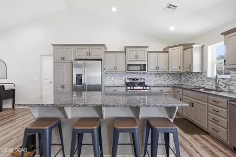 Kitchen - 4910 E 27th Street Joplin Mo 64801 St, Joplin, MO 64801 photo 2 of 4