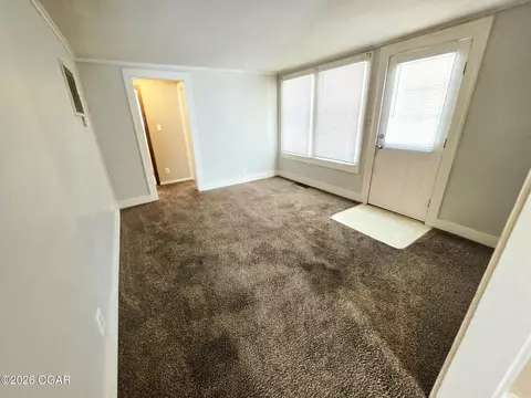 Living - 305 E Jackson Street Pittsburg Ks 66762 St, Pittsburg, KS 66762 photo 1 of 6
