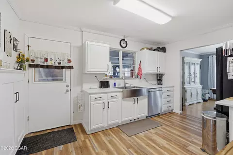 Kitchen - 2555 E Markwardt Street Joplin Mo 64801 St, Joplin, MO 64801 photo 2 of 5