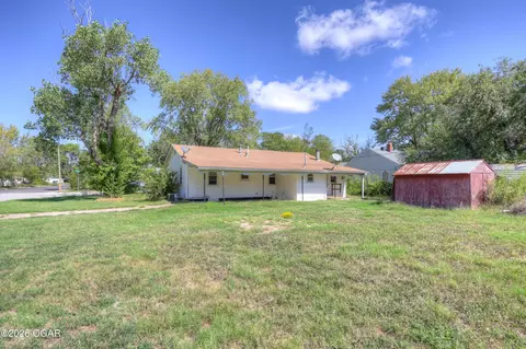 Exterior - 2802 E Markwardt Street Joplin Mo 64801 St, Joplin, MO 64801 photo 1 of 1